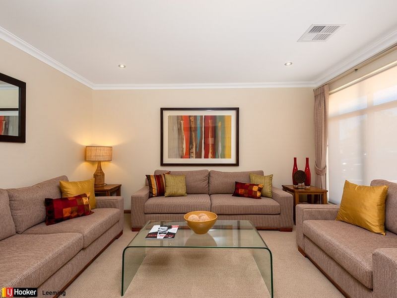 14 Clontarf Terrace, Canning Vale WA 6155