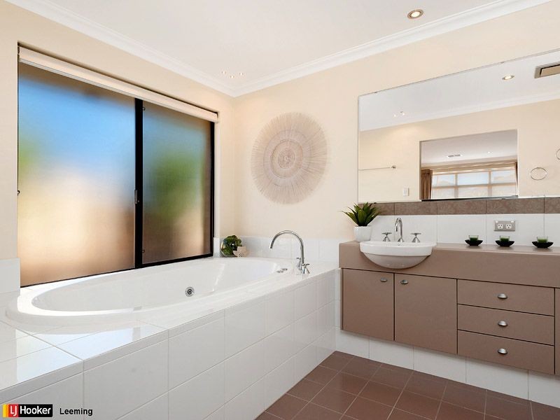 14 Clontarf Terrace, Canning Vale WA 6155