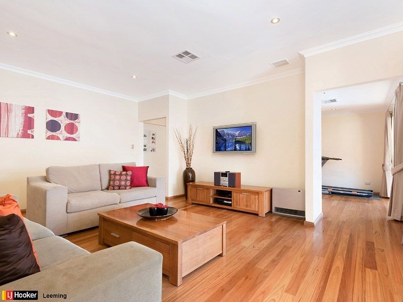 14 Clontarf Terrace, Canning Vale WA 6155