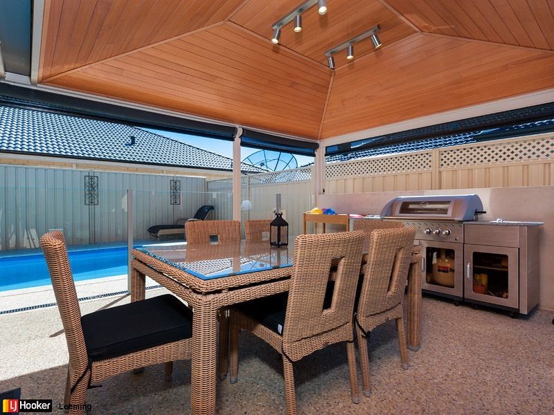 14 Clontarf Terrace, Canning Vale WA 6155