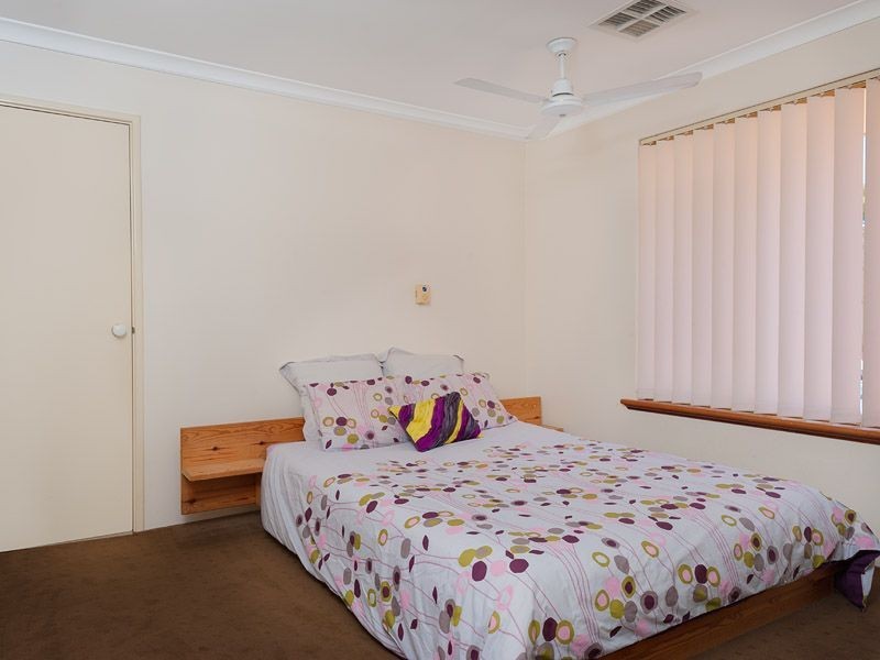 12 Olsen Court, Leeming WA 6149