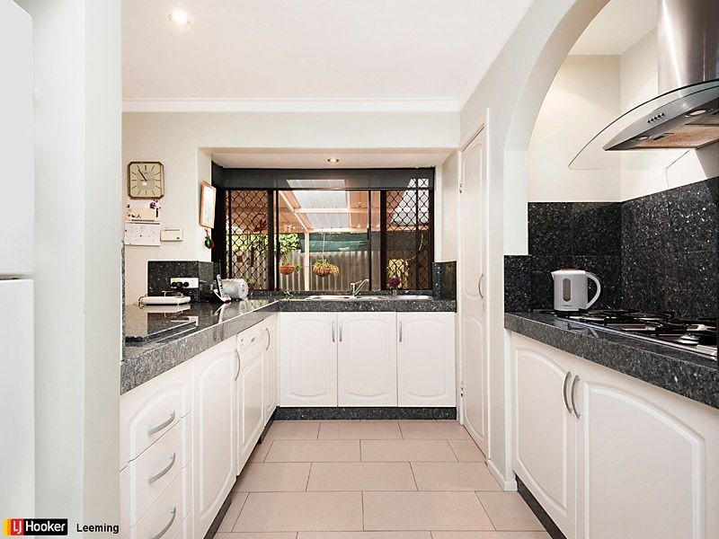 4 Bagot Court, Leeming WA 6149