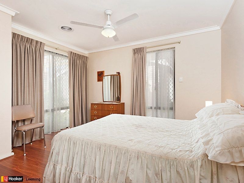 4 Bagot Court, Leeming WA 6149