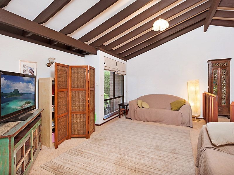 43 Gladstone Road, Leeming WA 6149