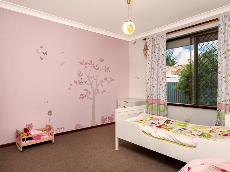 43 Gladstone Road, Leeming WA 6149