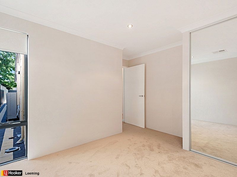 1/9 Walpole Street, St James WA 6102