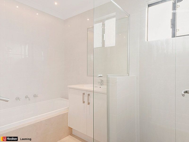 1/9 Walpole Street, St James WA 6102