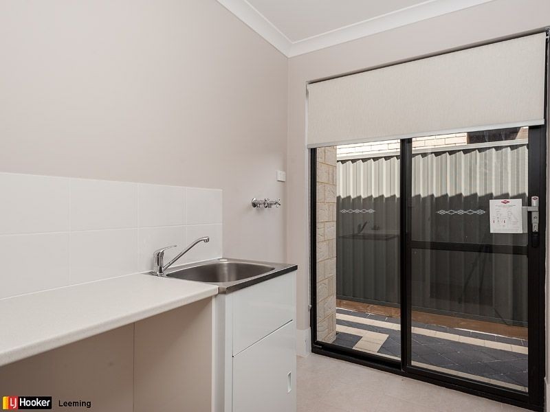 1/9 Walpole Street, St James WA 6102