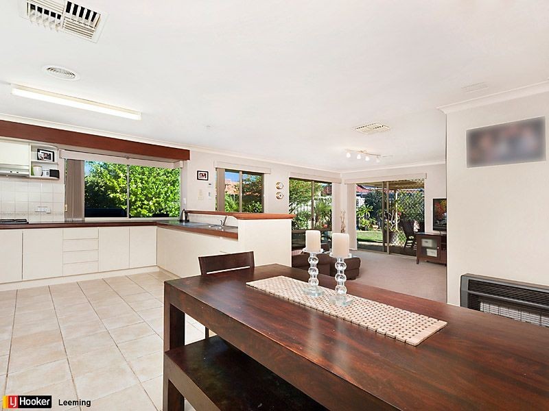 18 Turnbury Park Drive, Jandakot WA 6164