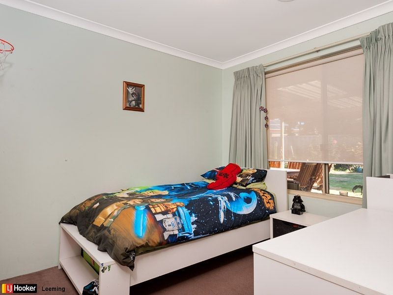 18 Turnbury Park Drive, Jandakot WA 6164