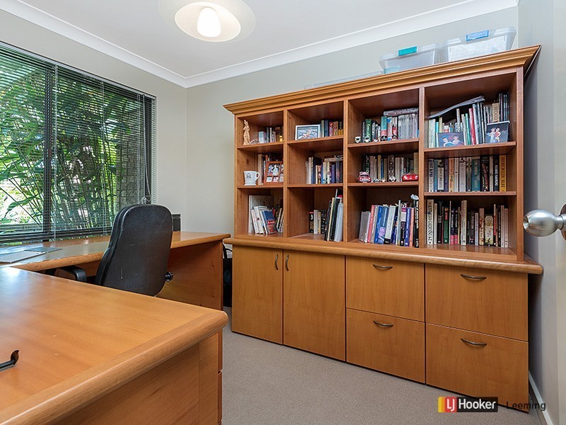 8 Meharry Road, Leeming WA 6149