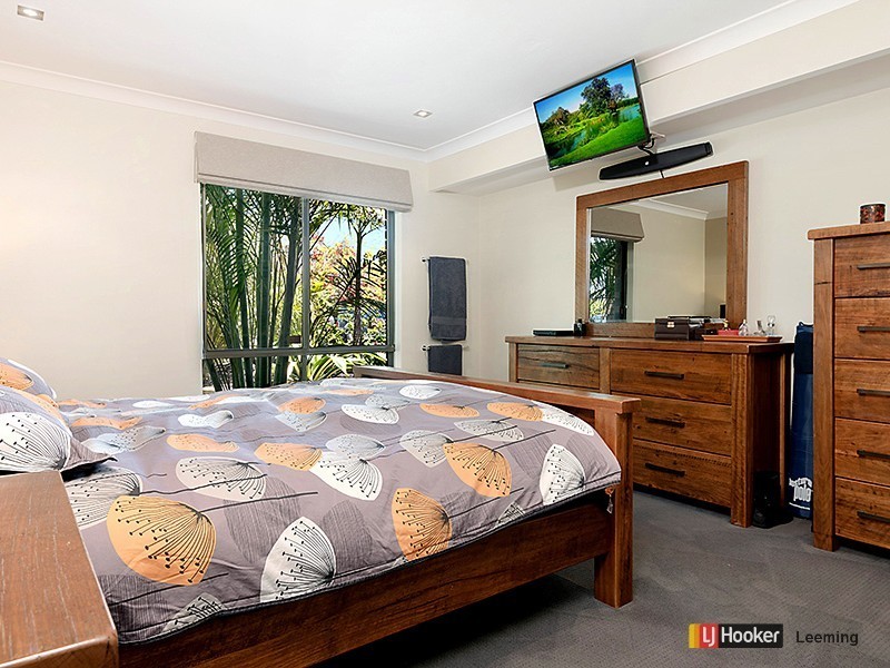 8 Meharry Road, Leeming WA 6149