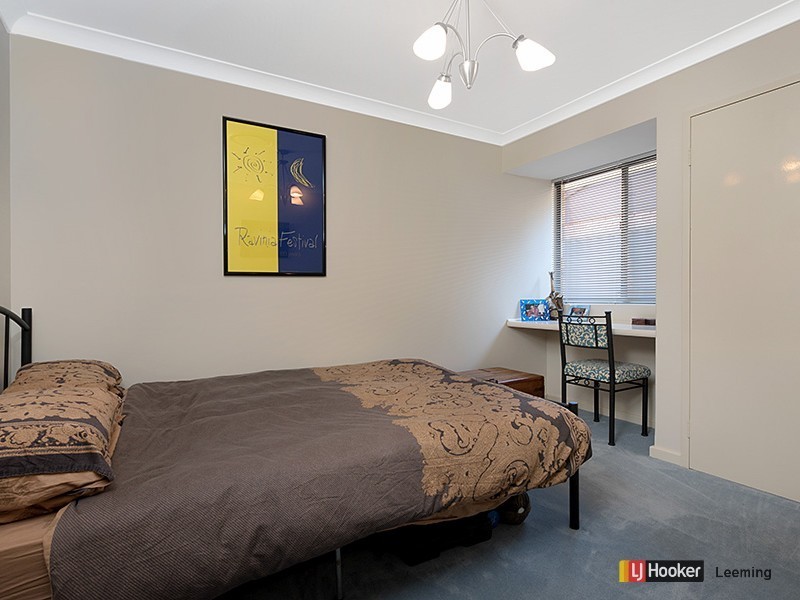 8 Meharry Road, Leeming WA 6149