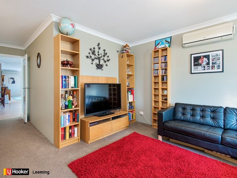 28 Pennlake Drive, Spearwood WA 6163