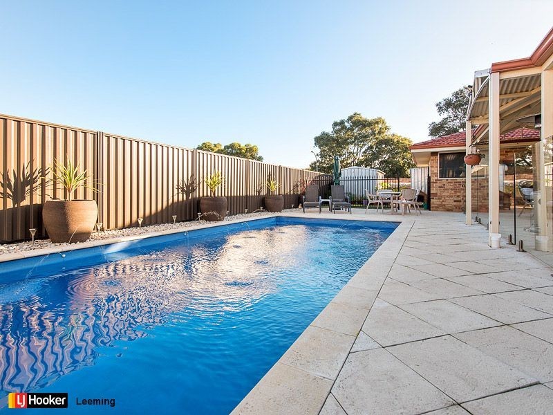 28 Pennlake Drive, Spearwood WA 6163