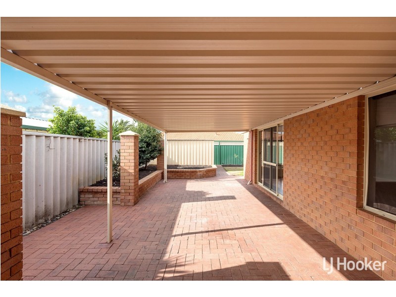 50 Bindoon Loop, Huntingdale WA 6110