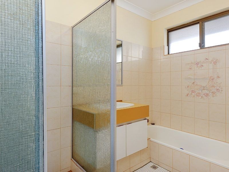 48 Gladstone Road, Leeming WA 6149
