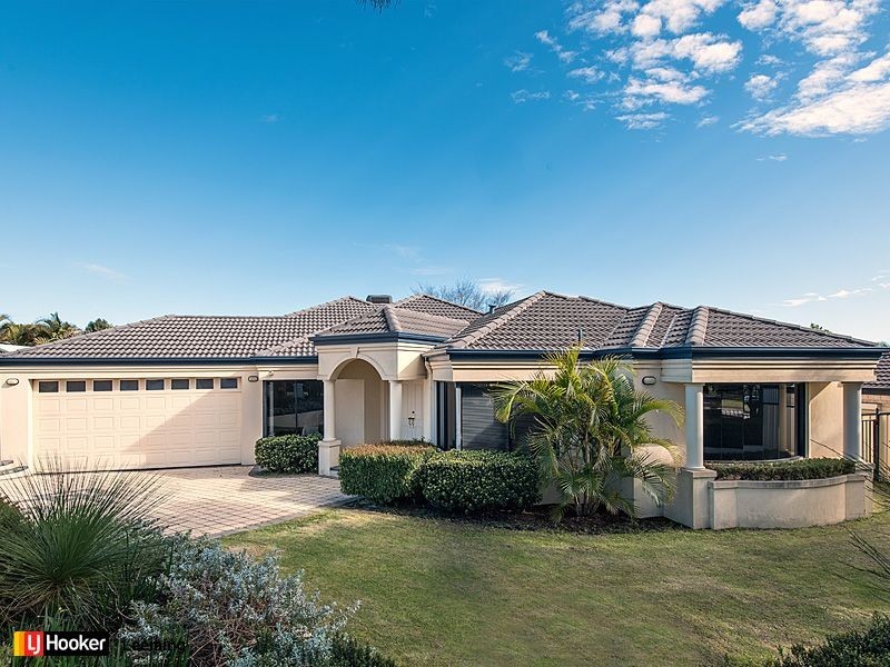 8 Atkinson Gardens, Leeming WA 6149