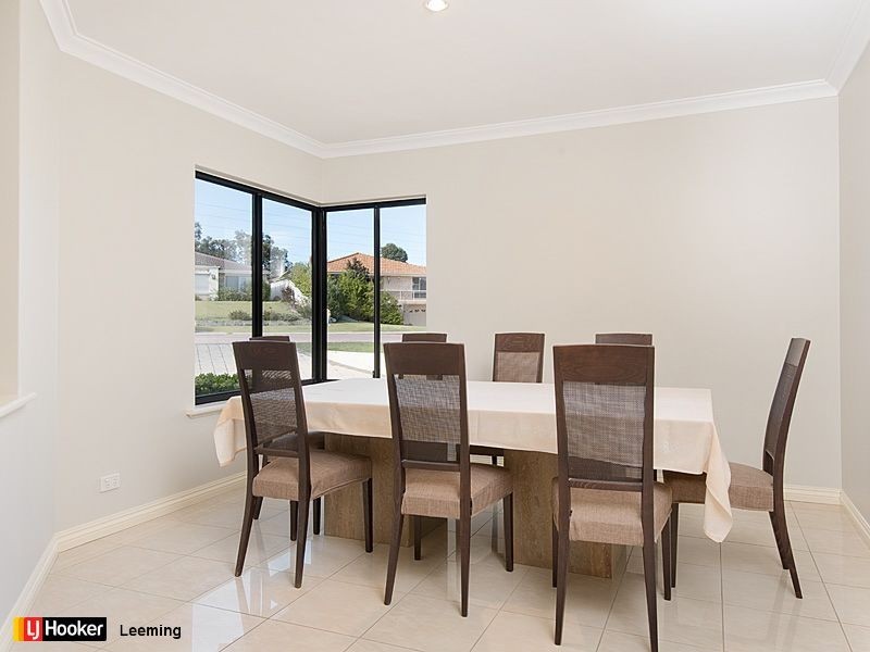 8 Atkinson Gardens, Leeming WA 6149