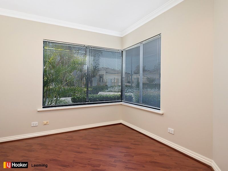 8 Atkinson Gardens, Leeming WA 6149