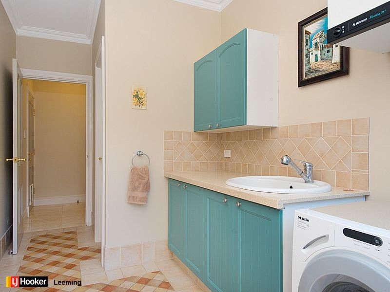 56 Glen Iris Drive, Jandakot WA 6164
