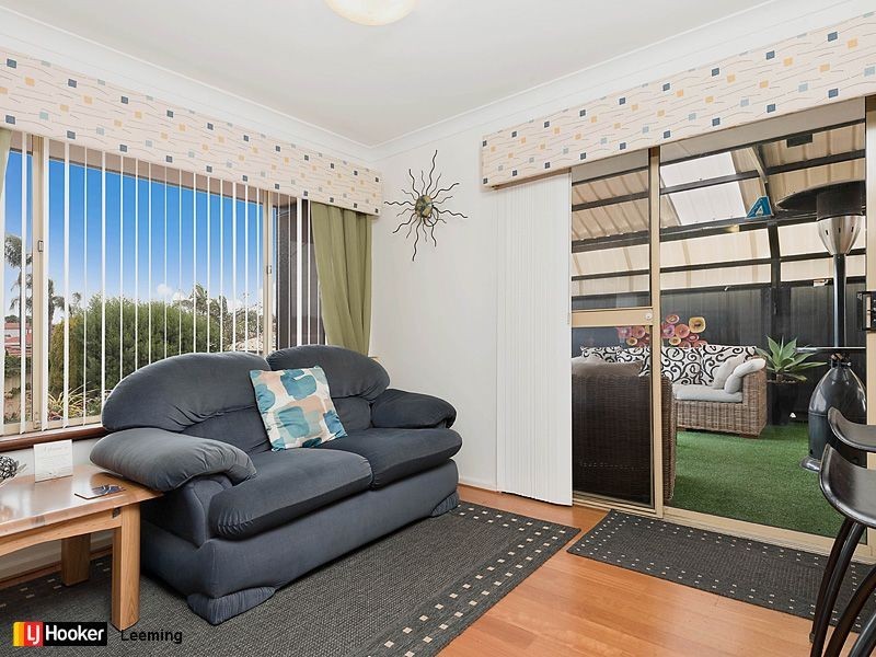 14 Demasson Rise, Leeming WA 6149