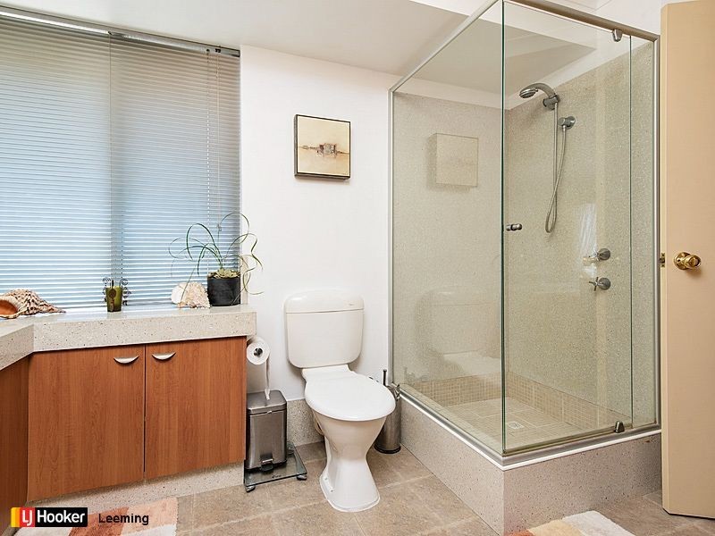 14 Demasson Rise, Leeming WA 6149