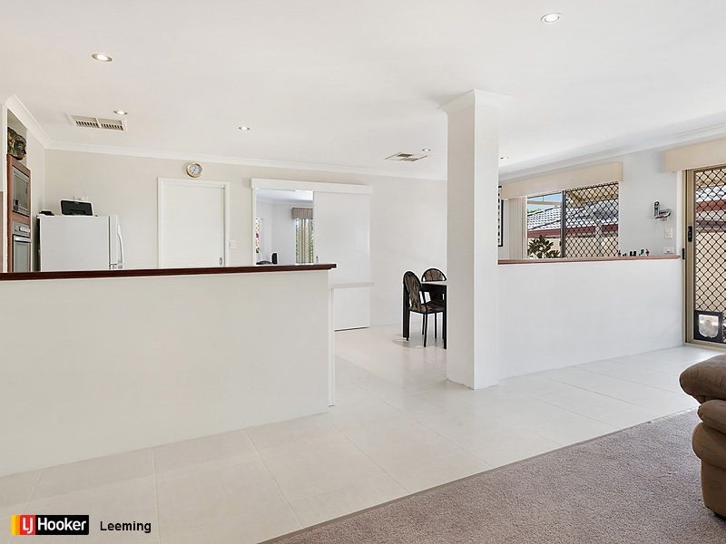 1/185 Kitchener Road, Alfred Cove WA 6154