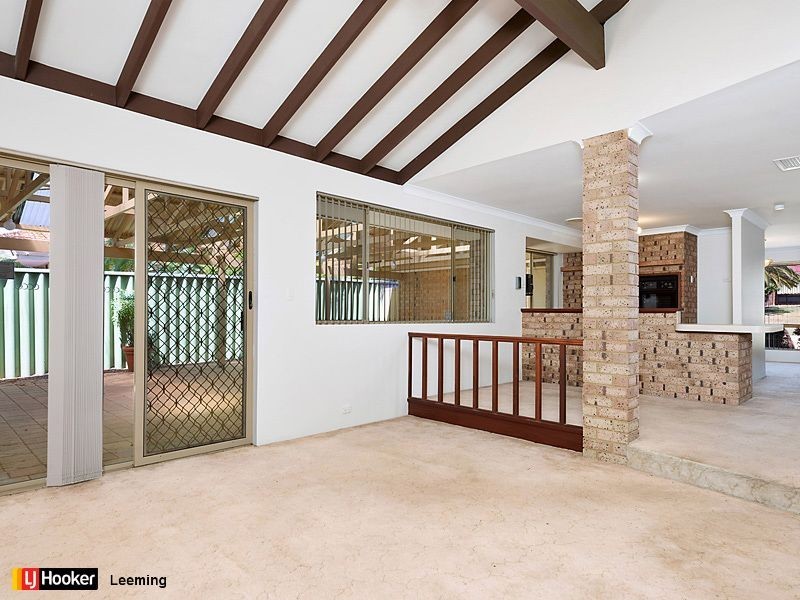 36 Merrifield Circle, Leeming WA 6149