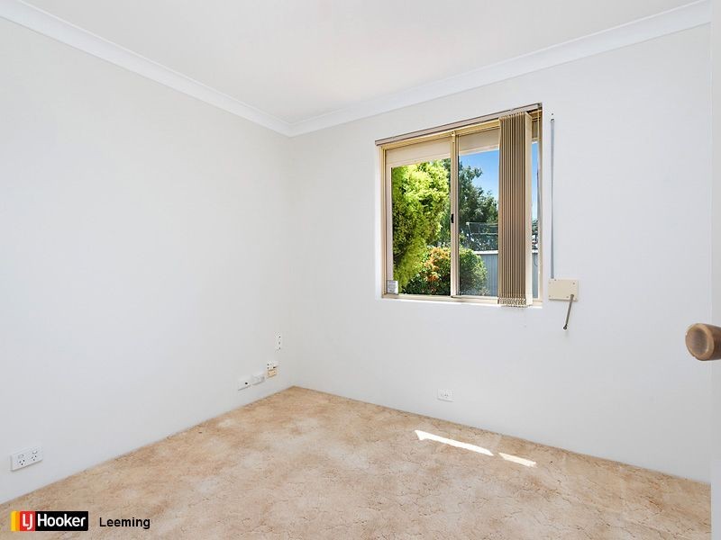 36 Merrifield Circle, Leeming WA 6149