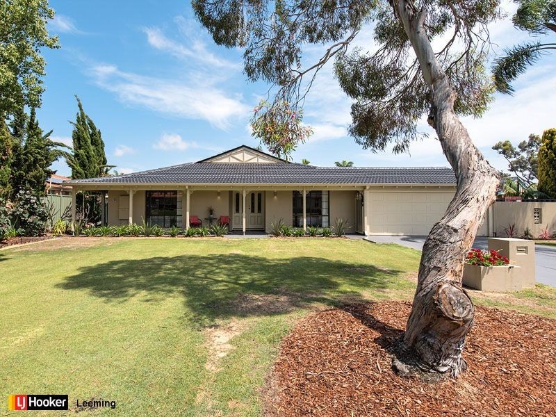 8 Charrington Court, Leeming WA 6149