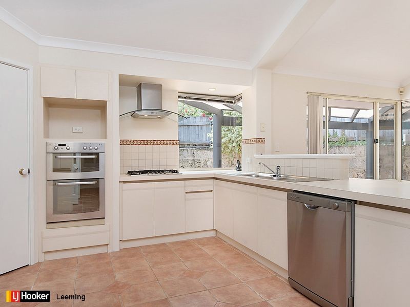 15 Glen Iris Drive, Jandakot WA 6164