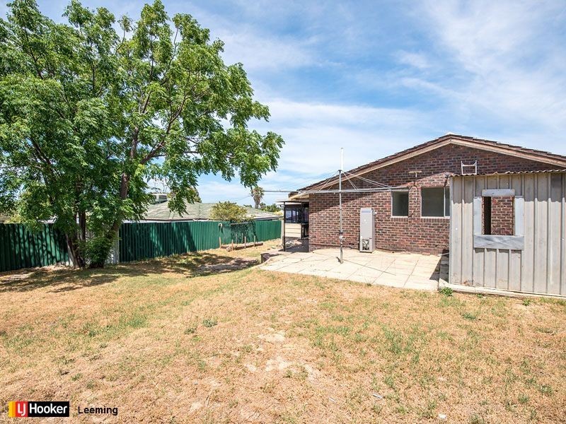 35 Abbott Way, Swan View WA 6056