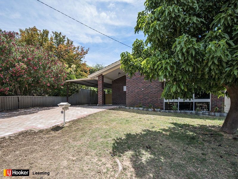 35 Abbott Way, Swan View WA 6056