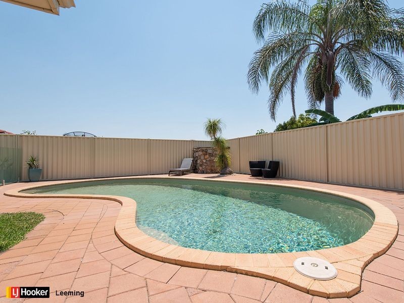 7 Greenlea Rise, Leeming WA 6149