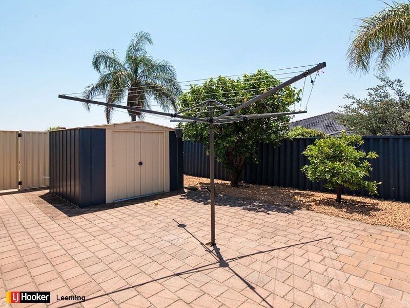 7 Greenlea Rise, Leeming WA 6149