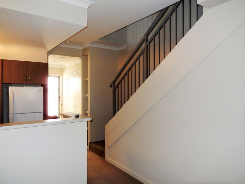 1/6 Ibera Way, Success WA 6164