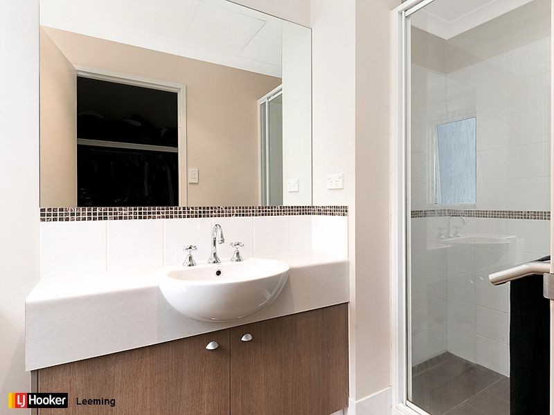 1/6 Ibera Way, Success WA 6164