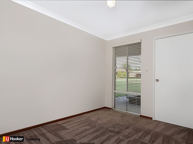 5 Sunshine Place, Bibra Lake WA 6163