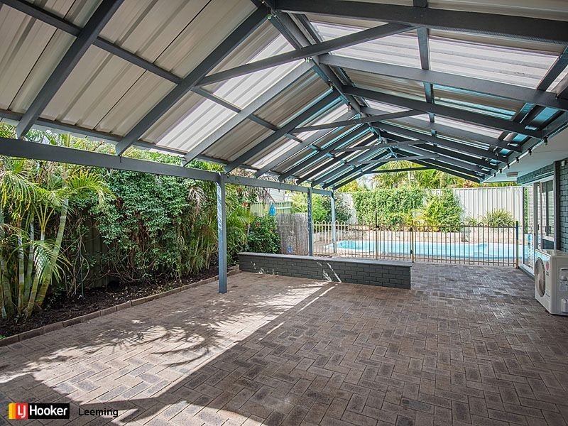 5 Sunshine Place, Bibra Lake WA 6163