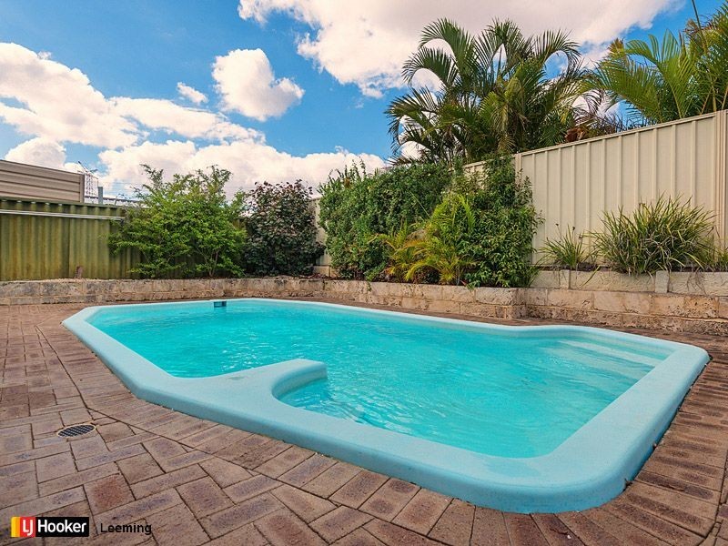 5 Sunshine Place, Bibra Lake WA 6163