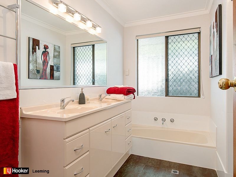 37 Casserly Drive, Leeming WA 6149