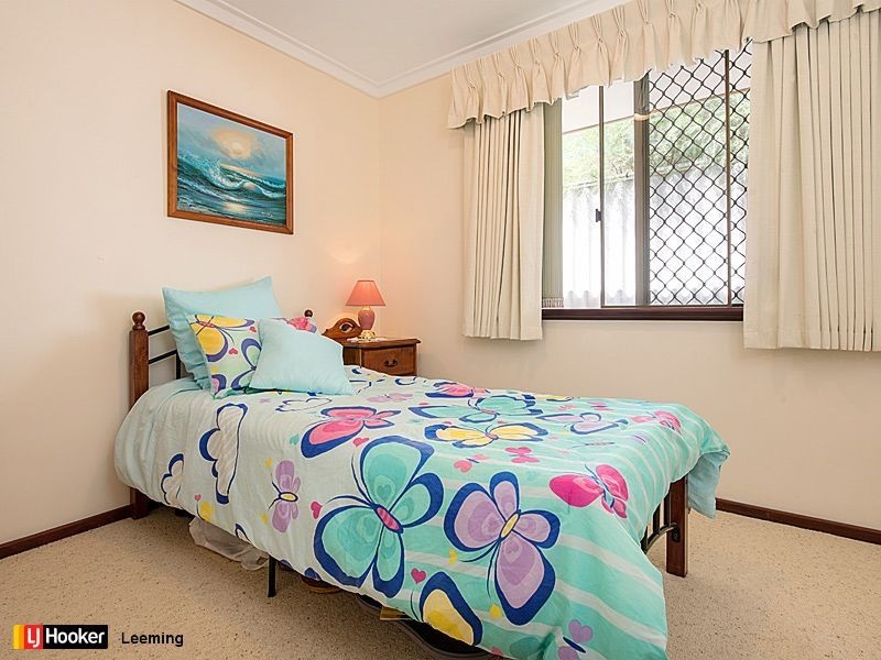 37 Casserly Drive, Leeming WA 6149