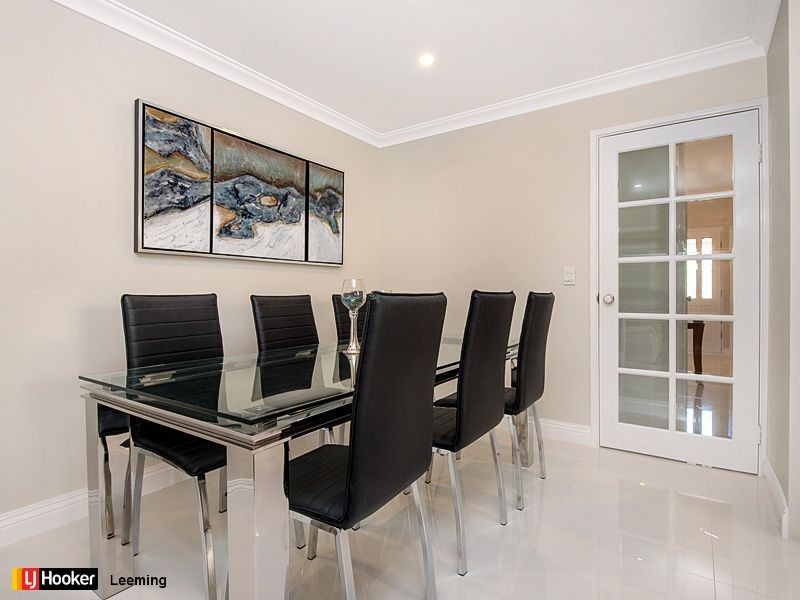 14 Sierra Chase, Leeming WA 6149