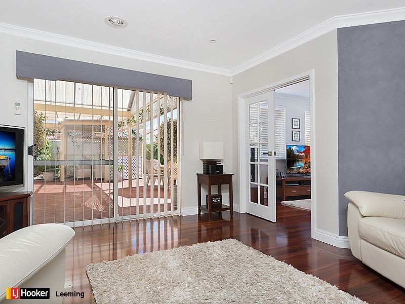 14 Sierra Chase, Leeming WA 6149