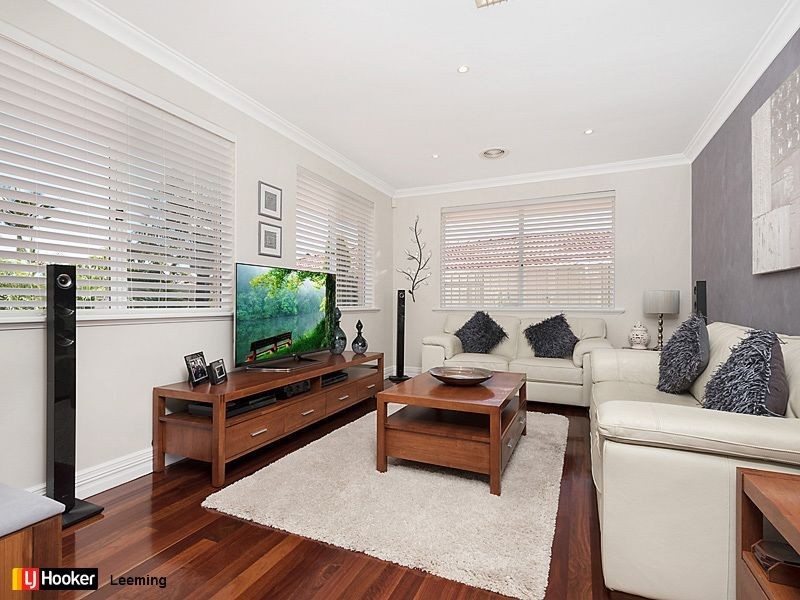14 Sierra Chase, Leeming WA 6149