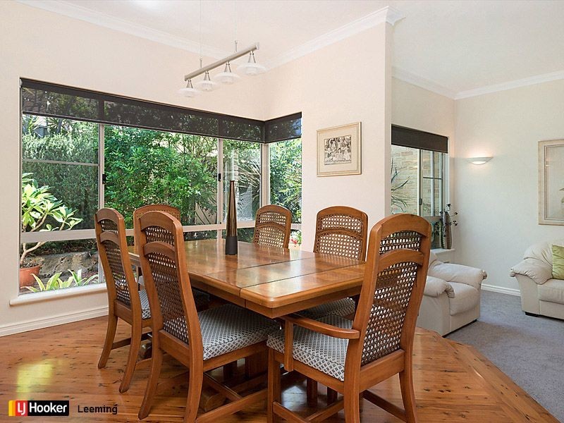 5 Cain Place, Leeming WA 6149