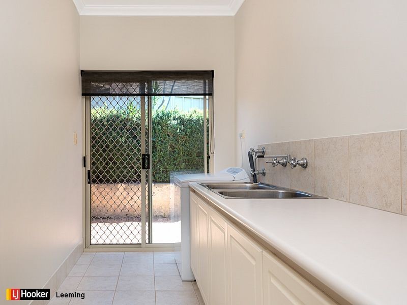 5 Cain Place, Leeming WA 6149