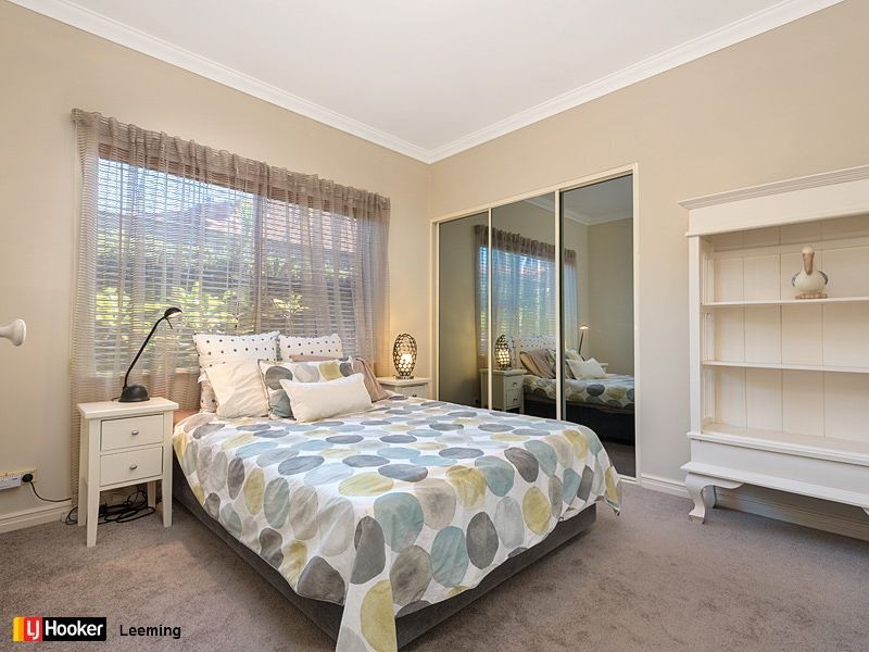 5 Cain Place, Leeming WA 6149