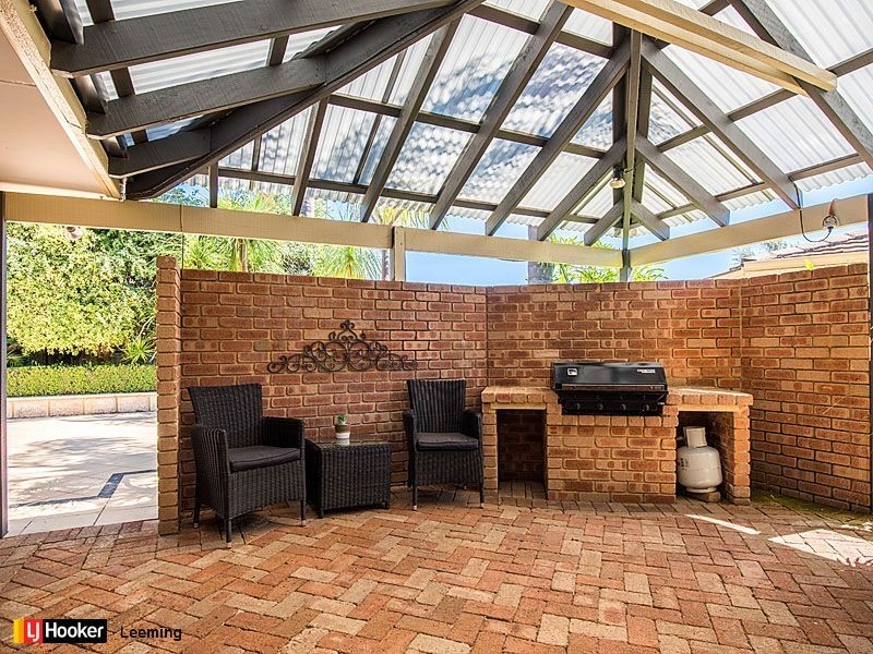 8 Sylvan Crescent, Leeming WA 6149